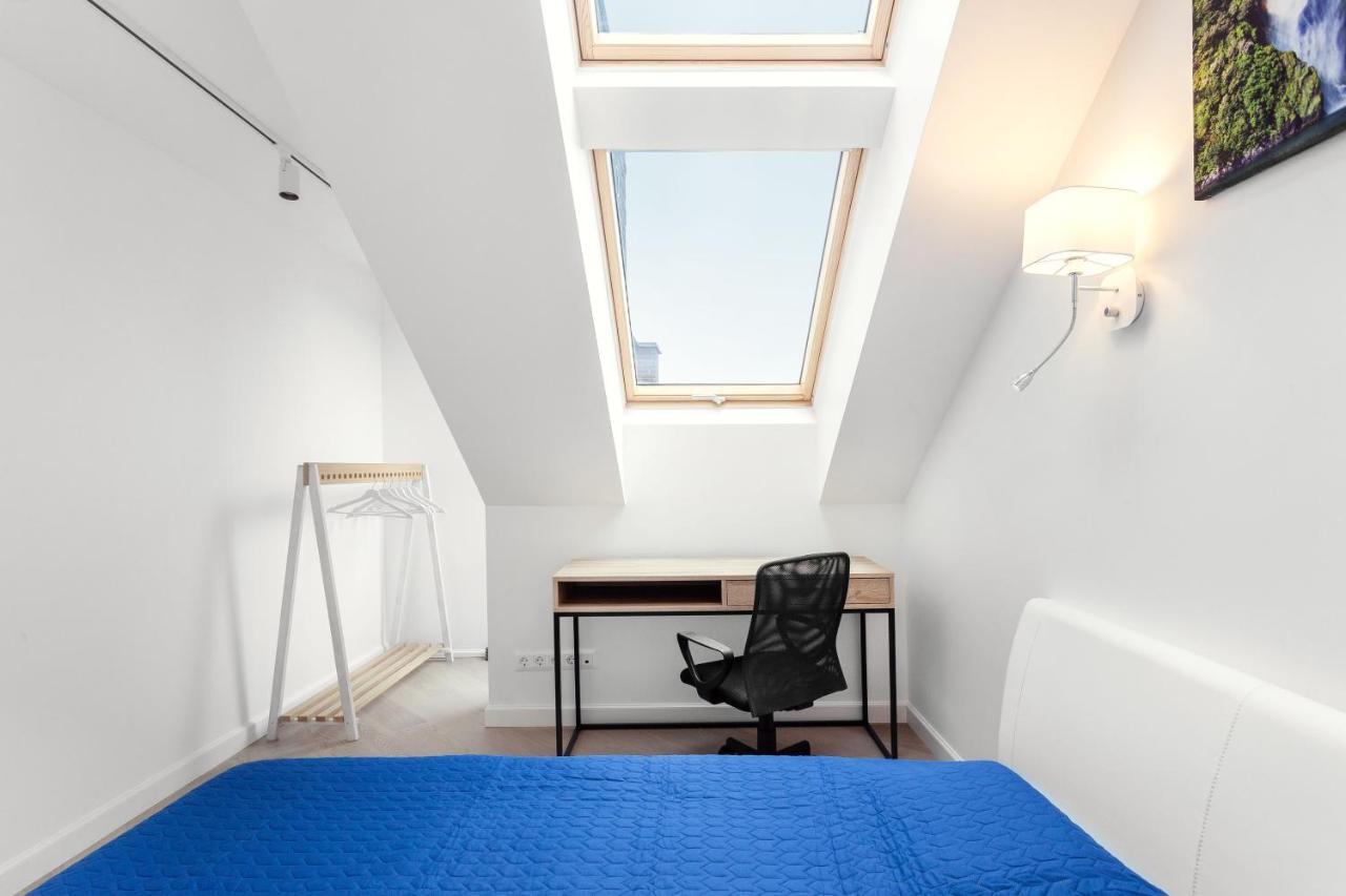 Luxurious Kaunas Basilica Apartment In Old Town By Urban Rent Buitenkant foto