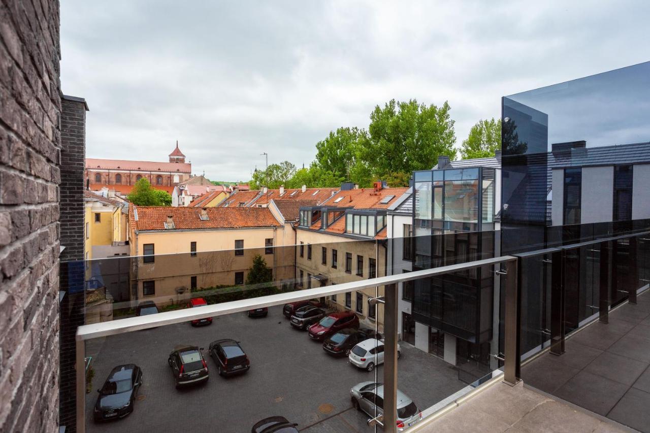Luxurious Kaunas Basilica Apartment In Old Town By Urban Rent Buitenkant foto